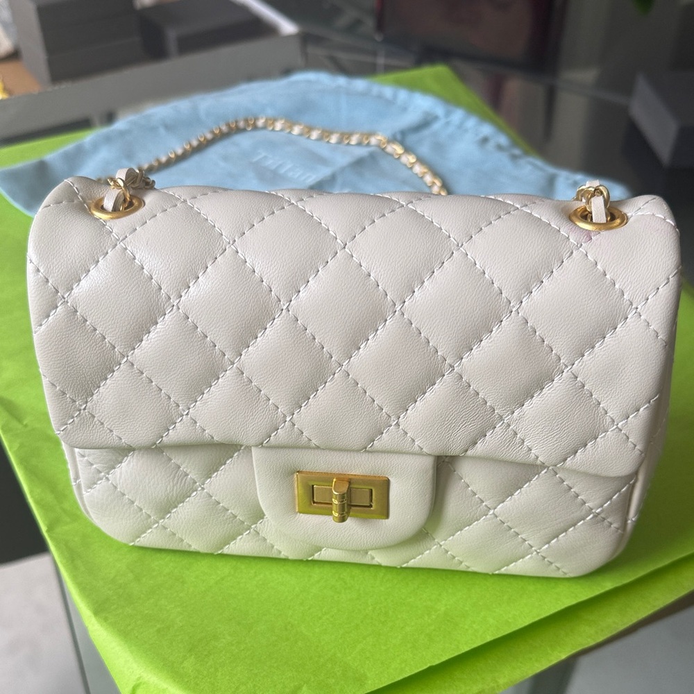 Quilted White Crossbody Bag with Gold Chain Strap